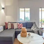 Lovely Apartment Higueron